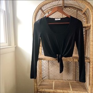 Aritzia Babaton Jeronimo BlackTie Front Crop Top✨